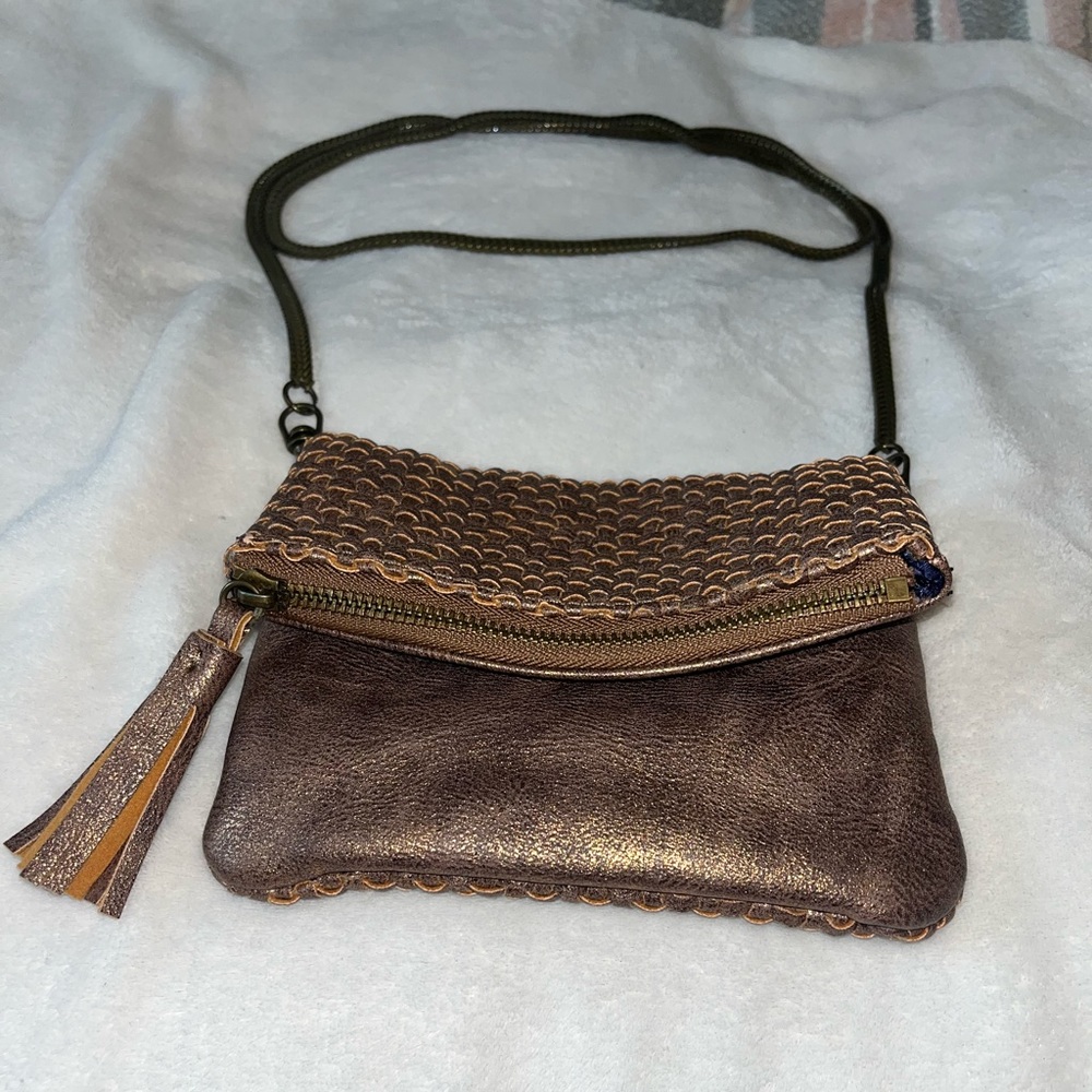 CLOSET CLEAR OUT 🎉 Anthropologie Deux Lux Bronze Crossbody Bag - Picture 3 of 6